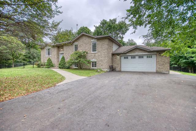 3826 Stage Coach Rd, House detached with 3 bedrooms, 3 bathrooms and 12 parking in South Frontenac ON | Image 12