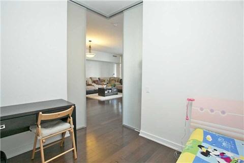3006 - 33 Charles St E, Condo with 2 bedrooms, 2 bathrooms and 1 parking in Toronto ON | Image 17