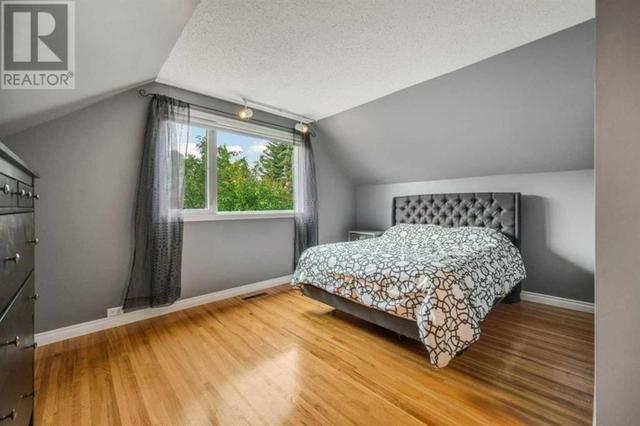 3036 Utah Drive Nw, House detached with 4 bedrooms, 2 bathrooms and 2 parking in Calgary AB | Image 36