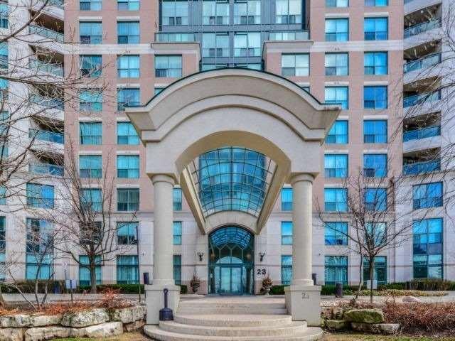 1015 - 23 Lorraine Dr, Condo with 2 bedrooms, 2 bathrooms and 1 parking in Toronto ON | Image 10