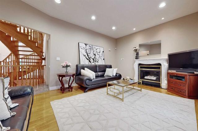 198 Homewood Ave, House detached with 5 bedrooms, 6 bathrooms and 4 parking in Toronto ON | Image 39