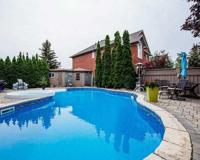 30 Amelynn Cres N, House detached with 4 bedrooms, 4 bathrooms and 6 parking in Vaughan ON | Image 35
