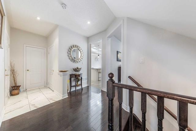 81 Riding Mountain Dr, House detached with 4 bedrooms, 3 bathrooms and 4 parking in Richmond Hill ON | Image 23