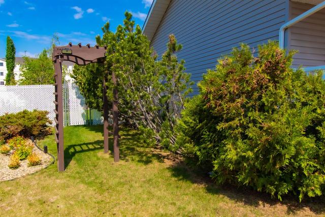 10614 83 Avenue, House detached with 3 bedrooms, 2 bathrooms and 4 parking in Grande Prairie AB | Image 6