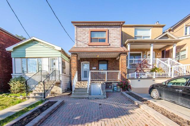 26 Corby Ave, House detached with 3 bedrooms, 2 bathrooms and 3 parking in Toronto ON | Image 1