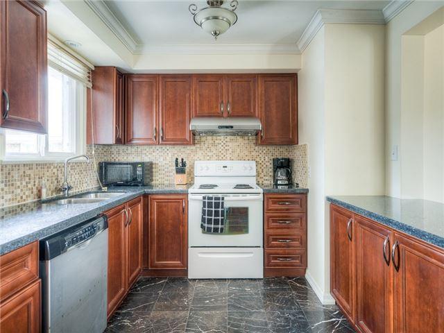 79 Maxome Ave, House detached with 3 bedrooms, 3 bathrooms and 4 parking in Toronto ON | Image 6