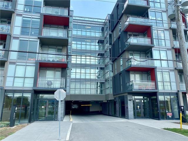 531 - 5230 Dundas Street, Condo with 1 bedrooms, 1 bathrooms and 1 parking in Burlington ON | Image 2
