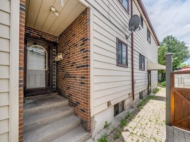 11 Lucy Ave, House detached with 3 bedrooms, 1 bathrooms and 3 parking in Toronto ON | Image 13