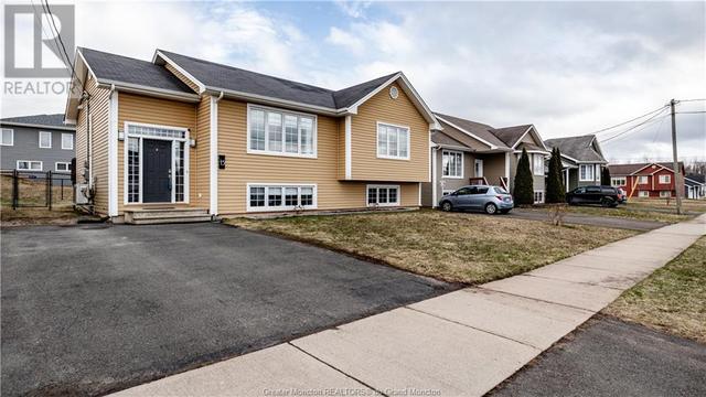 15 Monique, House detached with 4 bedrooms, 2 bathrooms and null parking in Moncton NB | Image 27