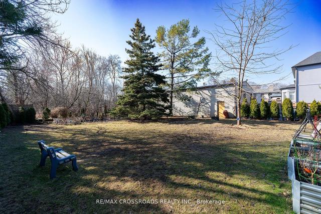 325 Sheppard Ave, House detached with 3 bedrooms, 2 bathrooms and 15 parking in Pickering ON | Image 17
