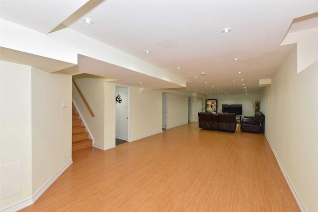 30 Coakwell Dr S, House detached with 4 bedrooms, 4 bathrooms and 4 parking in Markham ON | Image 27