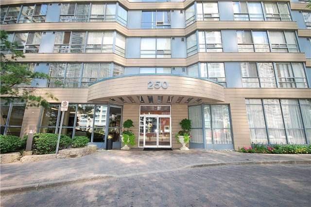 402 - 250 Webb Dr, Condo with 2 bedrooms, 2 bathrooms and 2 parking in Mississauga ON | Image 2