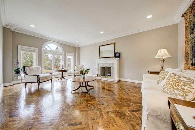 20 Blaine Dr W, House detached with 5 bedrooms, 5 bathrooms and 15 parking in Toronto ON | Image 39