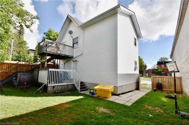 109 Matchedash St S, House detached with 2 bedrooms, 2 bathrooms and 4 parking in Orillia ON | Image 21