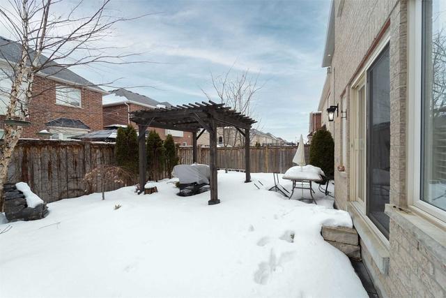 3206 Sorrento Cres, House detached with 4 bedrooms, 5 bathrooms and 4 parking in Burlington ON | Image 32