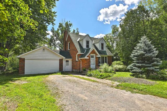2156 15 Side Rd, House detached with 2 bedrooms, 1 bathrooms and 4 parking in Milton ON | Image 12