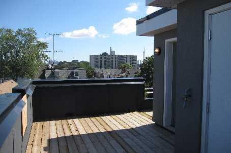 th 28 - 284 Brock Ave, Townhouse with 2 bedrooms, 2 bathrooms and 1 parking in Toronto ON | Image 7