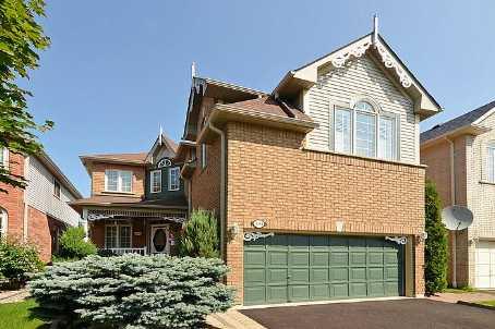404 Foxwood Tr, House detached with 3 bedrooms, 3 bathrooms and 2 parking in Pickering ON | Image 1