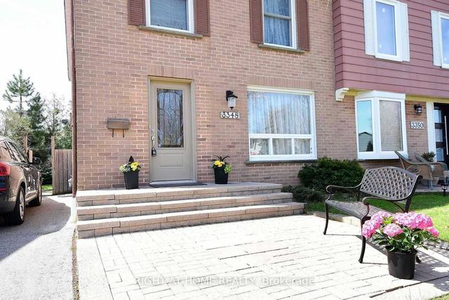 3348 Mainsail Cres, House semidetached with 4 bedrooms, 4 bathrooms and 5 parking in Mississauga ON | Image 1