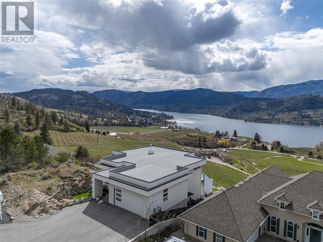 316 Heritage Boulevard, House detached with 3 bedrooms, 3 bathrooms and 2 parking in Okanagan Similkameen D BC | Image 52
