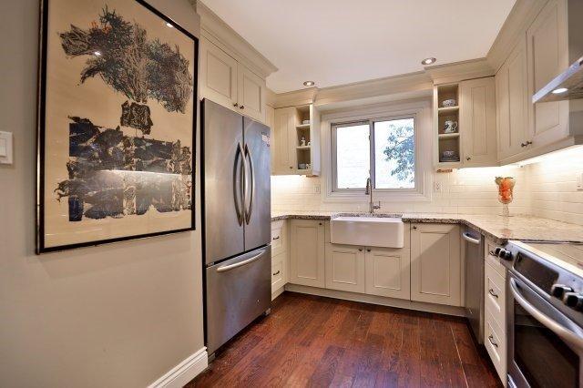 45 - 45 Nadia Pl, Townhouse with 3 bedrooms, 2 bathrooms and 1 parking in Oakville ON | Image 3