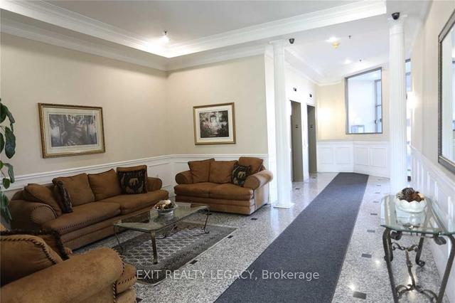 304 - 555 Wilson Heights Blvd, Condo with 2 bedrooms, 2 bathrooms and 2 parking in Toronto ON | Image 17