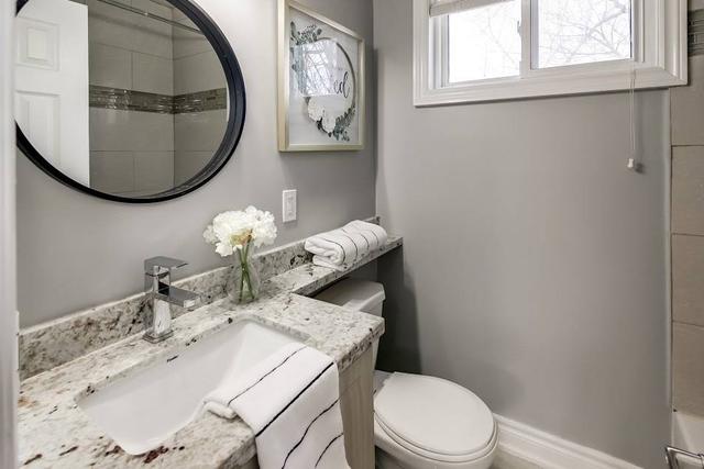 39 Medway Cres, House semidetached with 3 bedrooms, 2 bathrooms and 2 parking in Toronto ON | Image 19