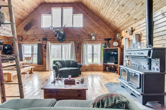 364 Lakeshore Rd, House detached with 4 bedrooms, 2 bathrooms and 33 parking in Brighton ON | Image 4
