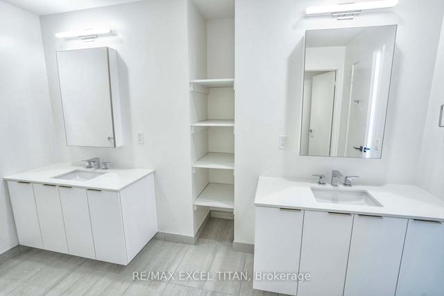 uph06 - 20 Lombard St, Condo with 2 bedrooms, 2 bathrooms and 2 parking in Toronto ON | Image 16