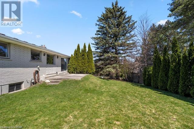 688 Westmount Hills Drive, House detached with 4 bedrooms, 1 bathrooms and 10 parking in London ON | Image 38