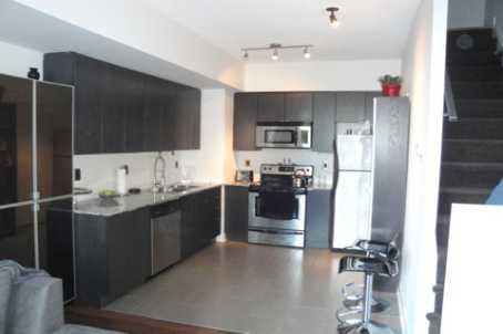 109 - 15 Brunel Crt, Condo with 1 bedrooms, 1 bathrooms and 1 parking in Toronto ON | Image 4