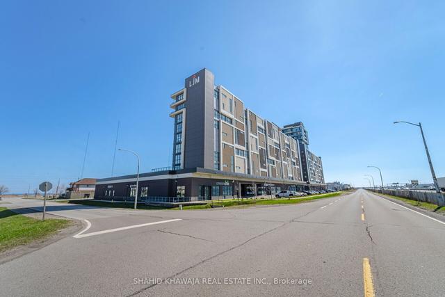 701 - 560 North Service Rd, Condo with 2 bedrooms, 2 bathrooms and 2 parking in Grimsby ON | Image 1