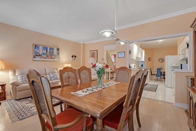 24 - 2 Mary Gapper Cres, Townhouse with 3 bedrooms, 4 bathrooms and 2 parking in Richmond Hill ON | Image 2