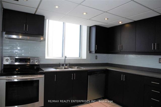 1403 - 115 Hillcrest Ave, Condo with 2 bedrooms, 2 bathrooms and 1 parking in Mississauga ON | Image 7