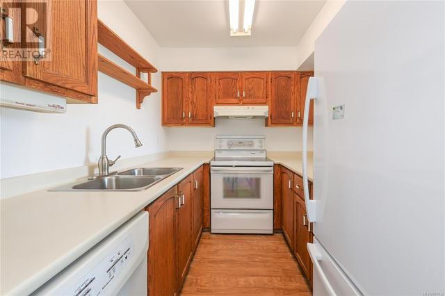 1b - 690 Colwyn St, Condo with 2 bedrooms, 2 bathrooms and 1 parking in Campbell River BC | Image 3