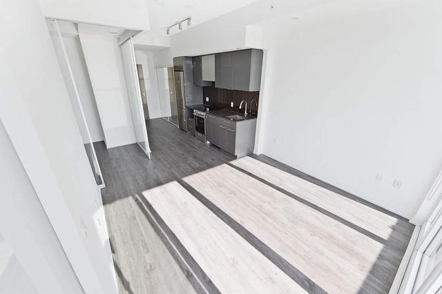 2609 - 251 Jarvis St, Condo with 2 bedrooms, 1 bathrooms and null parking in Toronto ON | Image 4