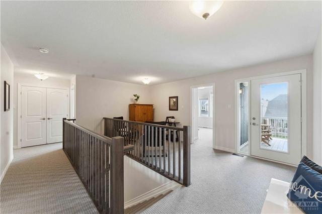 60 Pelham Crescent, House detached with 4 bedrooms, 3 bathrooms and 6 parking in Ottawa ON | Image 11