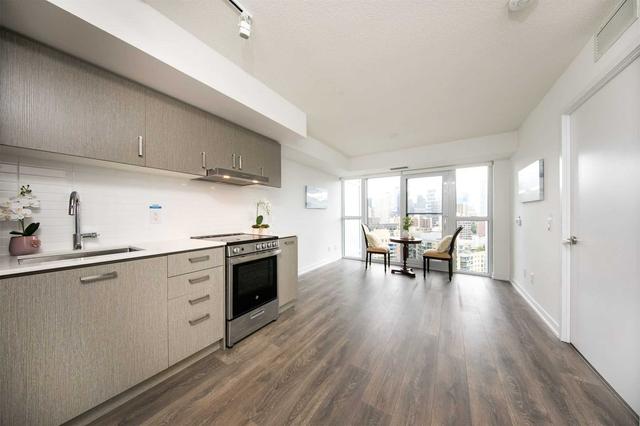 2111 - 219 Dundas St E, Condo with 2 bedrooms, 1 bathrooms and 0 parking in Toronto ON | Image 19