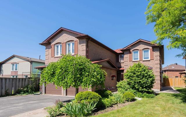 16 Winborne Rd, House detached with 4 bedrooms, 5 bathrooms and 4 parking in Vaughan ON | Image 12