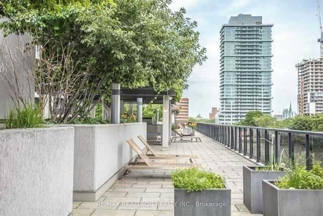 1809 - 21 Carlton Street St, Condo with 1 bedrooms, 1 bathrooms and 0 parking in Toronto ON | Image 25