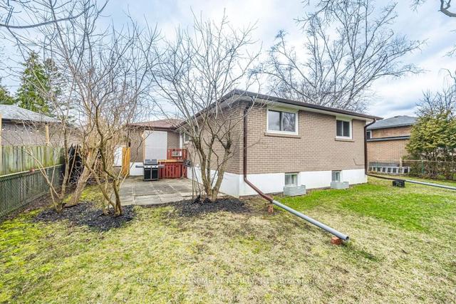 227 Parlette Ave, House detached with 3 bedrooms, 2 bathrooms and 5 parking in Toronto ON | Image 28