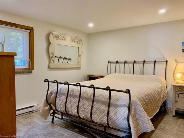 3rd bedroom with double bed and furnishings. | Image 15