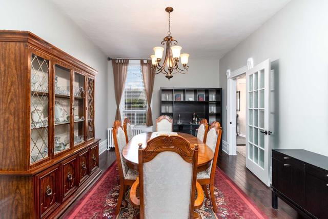 34 Rolyat St, House attached with 4 bedrooms, 2 bathrooms and 2 parking in Toronto ON | Image 25