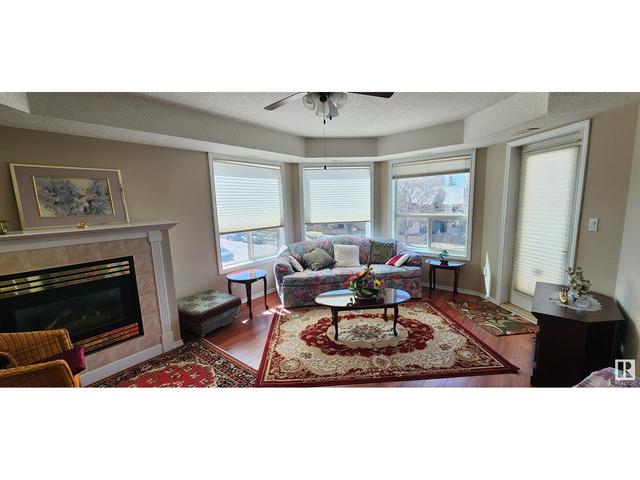 301 - 6703 172 St Nw Nw, Condo with 2 bedrooms, 2 bathrooms and null parking in Edmonton AB | Image 2