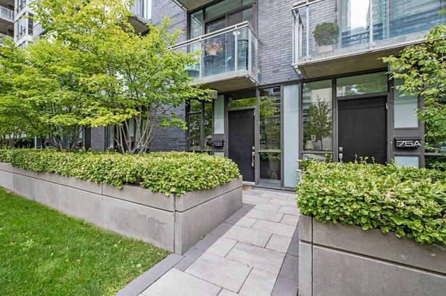 75b Redpath Ave, Townhouse with 3 bedrooms, 4 bathrooms and 1 parking in Toronto ON | Image 12