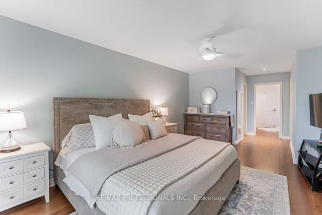 5 Briarly Lane, House attached with 3 bedrooms, 3 bathrooms and 2 parking in Toronto ON | Image 17
