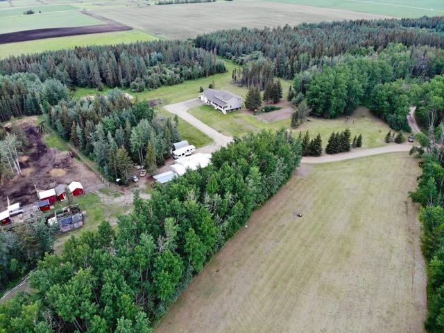105307-a Rr 154, House detached with 7 bedrooms, 3 bathrooms and 20 parking in Mackenzie County AB | Image 43