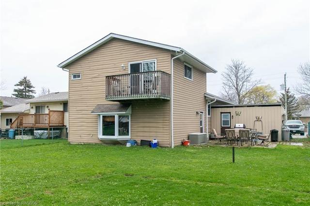 2055 9th Avenue E, House detached with 4 bedrooms, 3 bathrooms and 7 parking in Owen Sound ON | Image 39