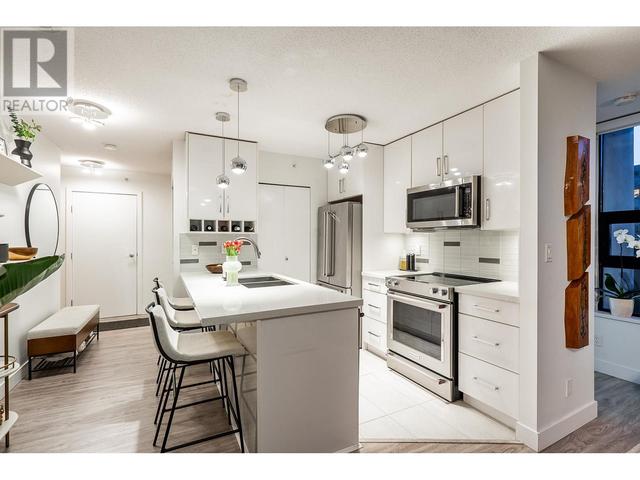 2807 - 909 Mainland Street, Condo with 2 bedrooms, 2 bathrooms and 1 parking in Vancouver BC | Image 7