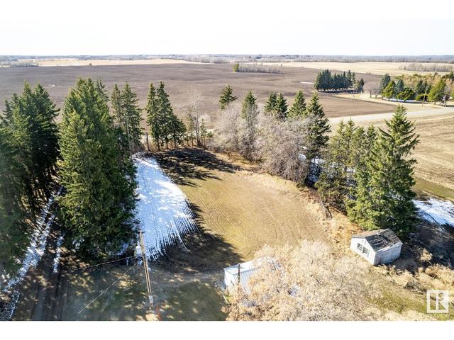 52025 Rge Rd 12, House detached with 3 bedrooms, 2 bathrooms and null parking in Parkland County AB | Image 8